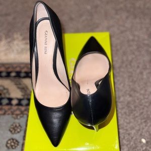 Gianni Bini Pumps